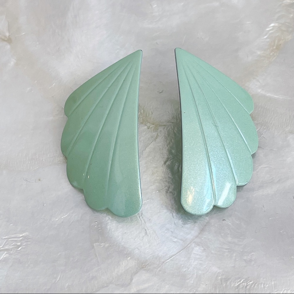 Mint Green Enamel Shell Shape Earrings Summer Fun - image 4